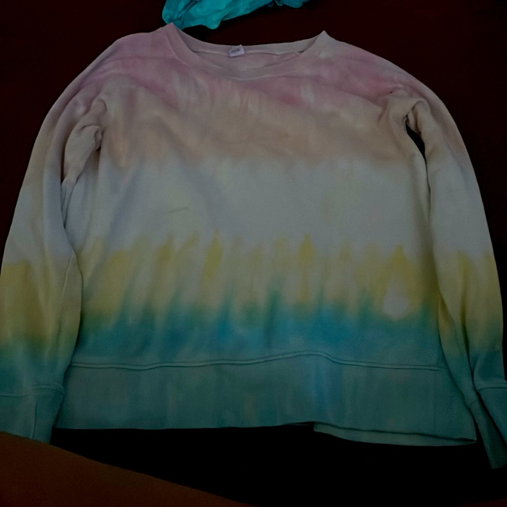 Girls rainbow sweatshirt 🌈